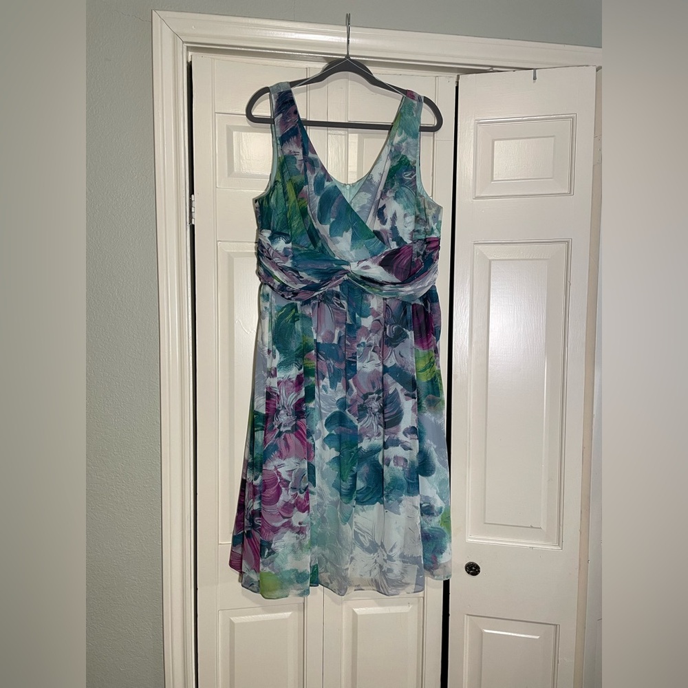 Donna Morgan - Women's Silk Watercolor Pastel Floral Print Dress - 16W - VGUC